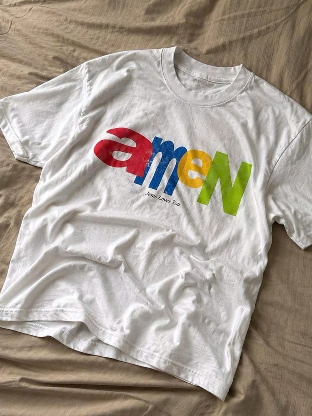 White 'amen' Multicolor Graphic Short Sleeve Tee